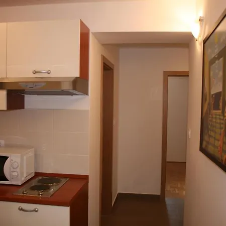 Апартаменти Mrduljas